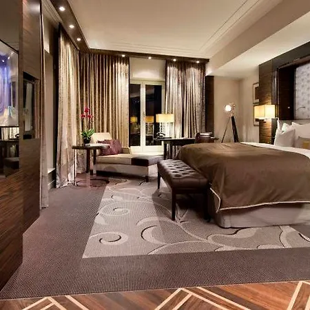 ホテル Steigenberger Icon Frankfurter Hof 5*