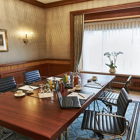 Szálloda Steigenberger Icon Frankfurter Hof