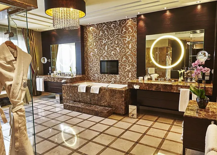 Отель Steigenberger Icon Frankfurter Hof